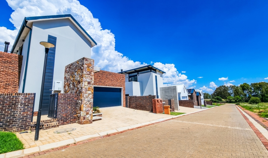 3 Bedroom Property for Sale in Vyfhoek A H North West